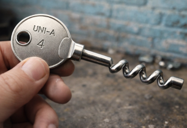 ¿Existe la llave universal? Este experimento viral revela más de lo que muchos imaginan