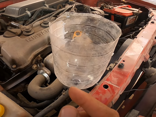 🔥 Soluciona el 99% de los problemas del radiador con una simple botella de plástico 🧴🚗 ¡El truco mejor guardado de los mecánicos! 🔧😱