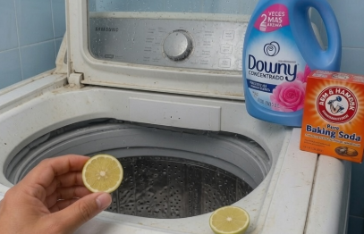 No uses químicos caros para limpiar tu lavadora hasta entender por qué un simple limón puede hacer esto dentro del tambor