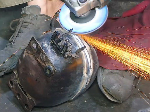 ¡Genial invento con el compresor malogrado del refrigerador! 🔧❄️💡