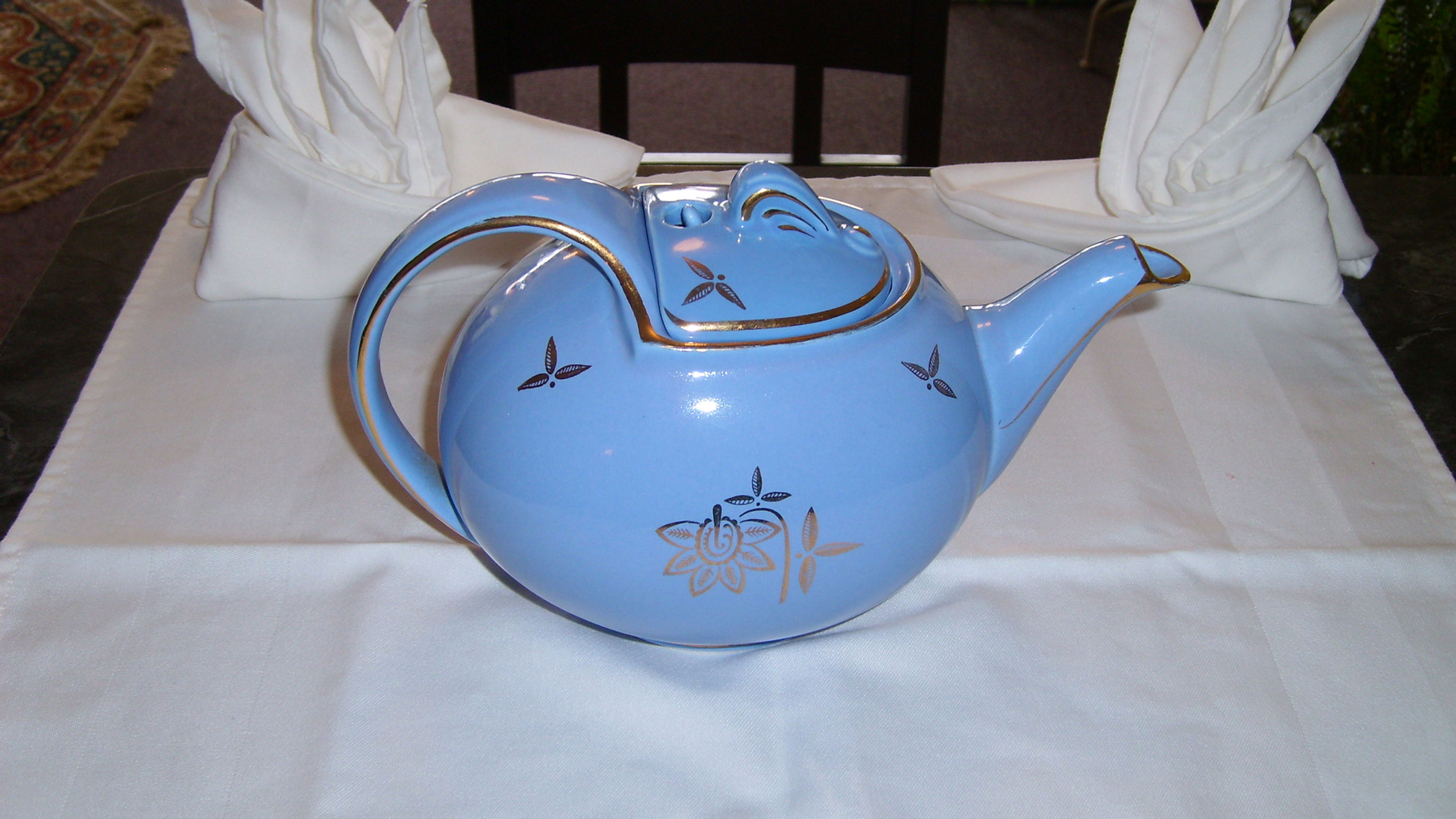 Hall's Blue Tea Pot "Vintage Cadet Blue"