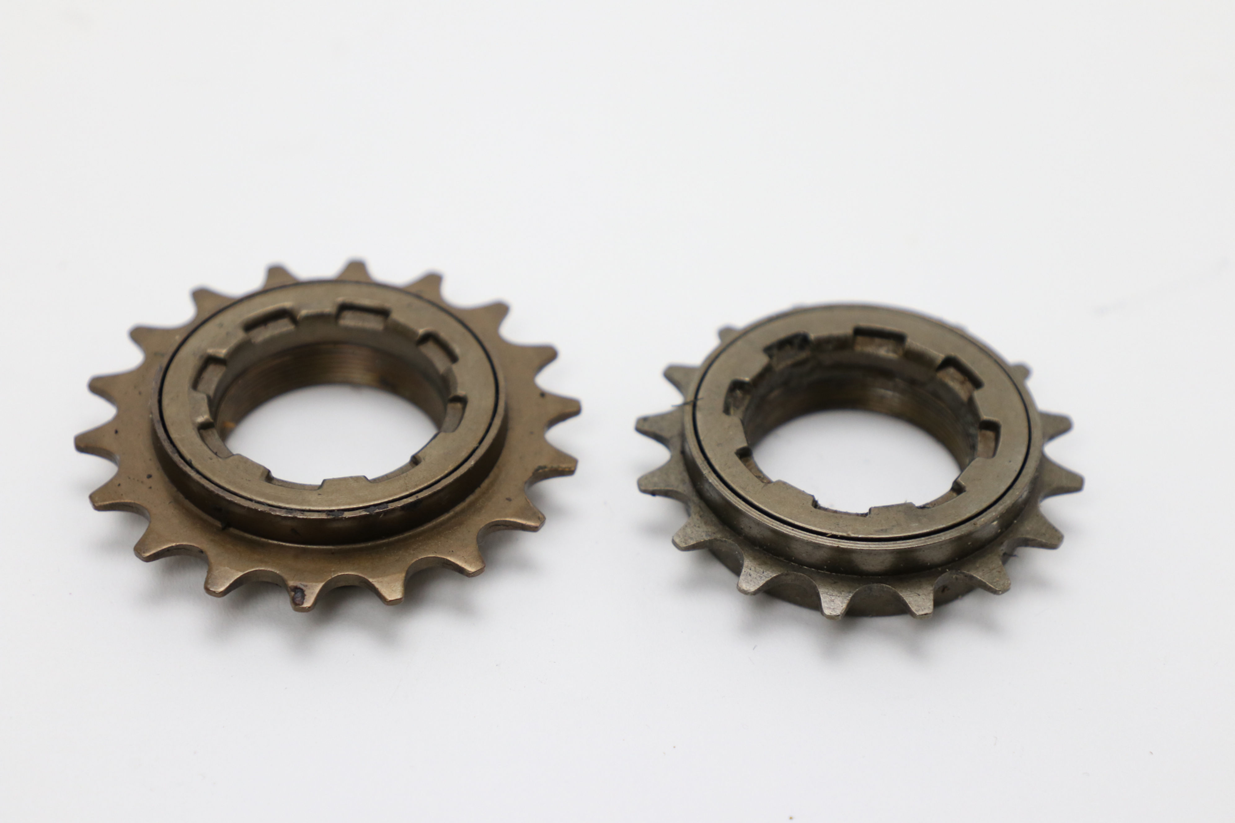 single speed freewheels 18T / 16T