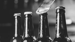 (VIC) Introduce a Minimum Unit Price for Alcohol Sales
