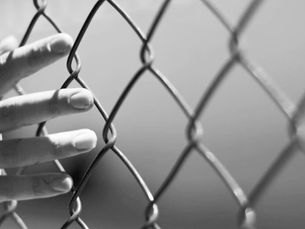 (VIC) Ban Routine Strip Searching for Women in Custody