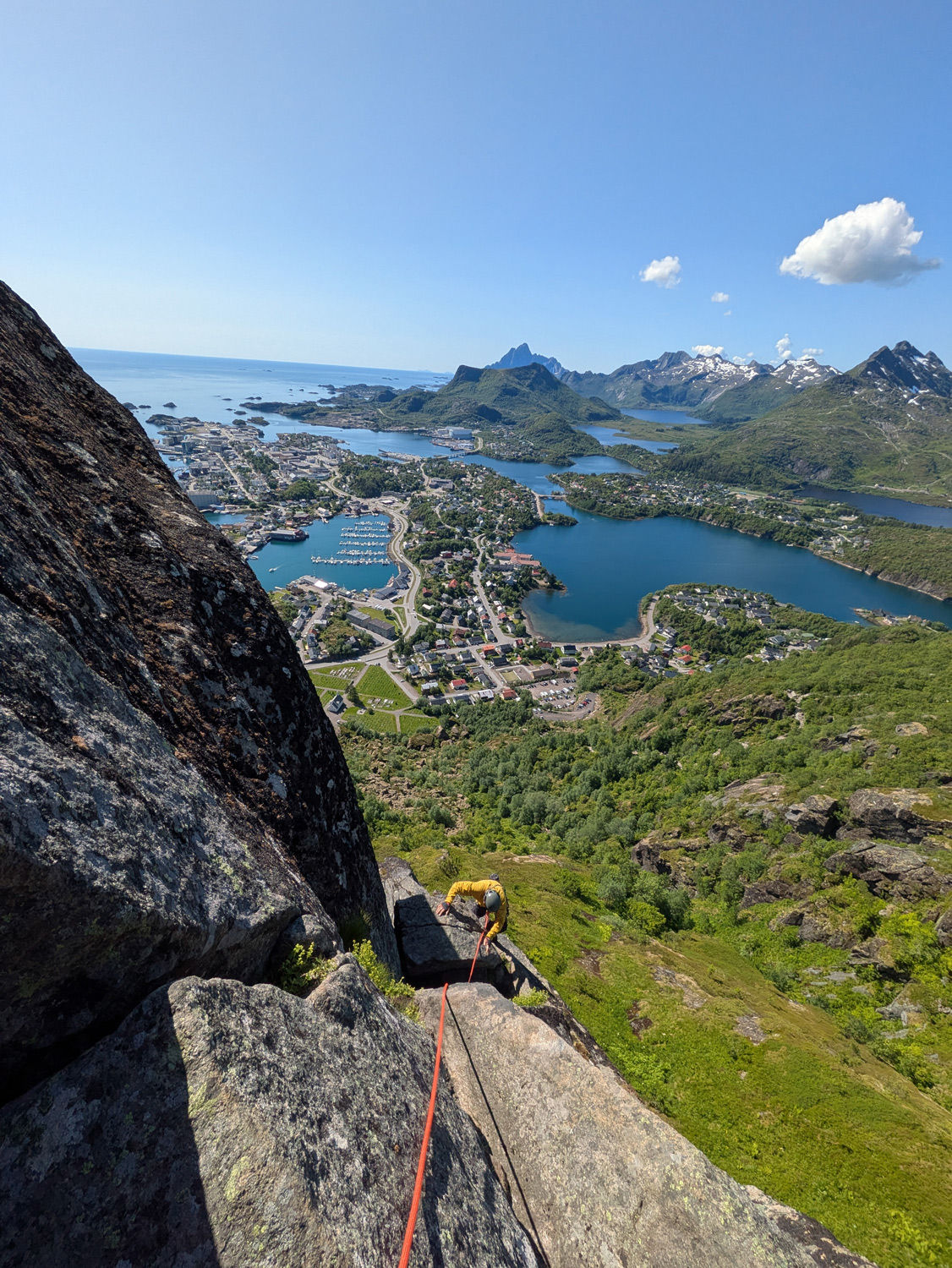 climbing-presten-vestpillaren-direct-lofoten