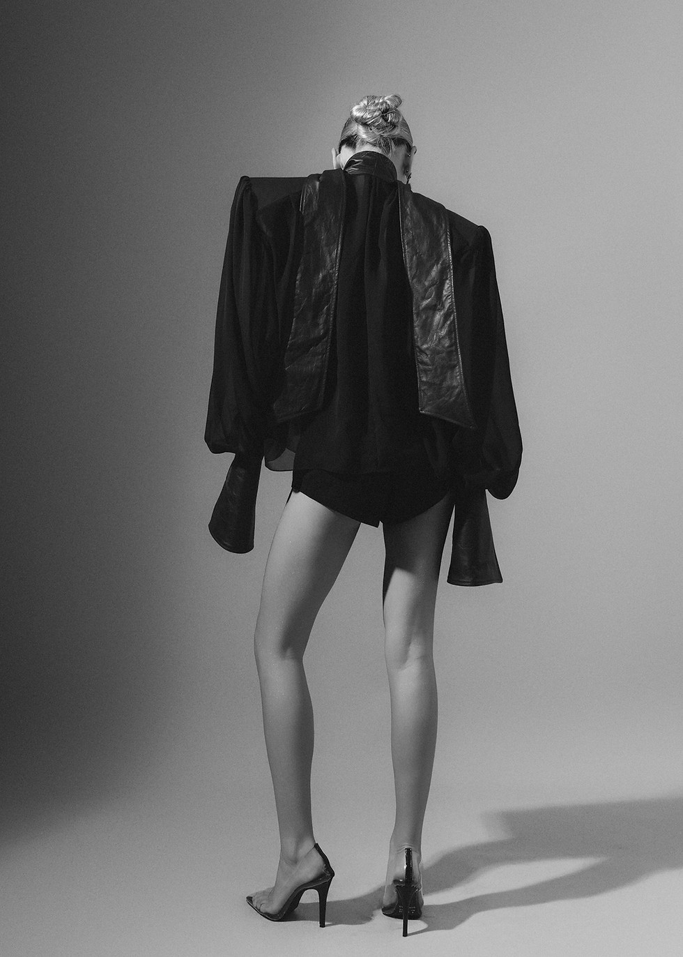 Miniatura: Blusa brisa sombria