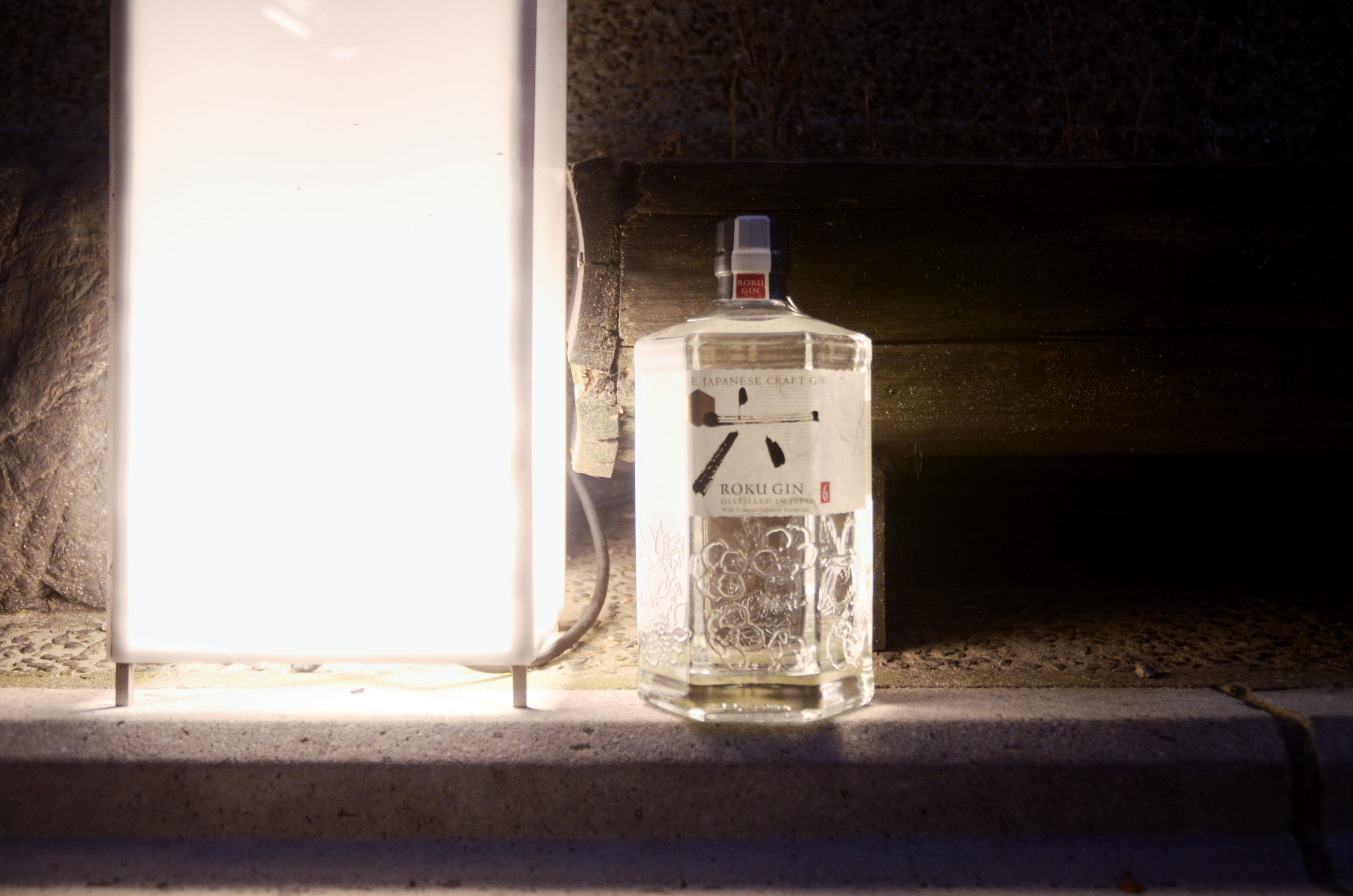 ROKU GIN / 六