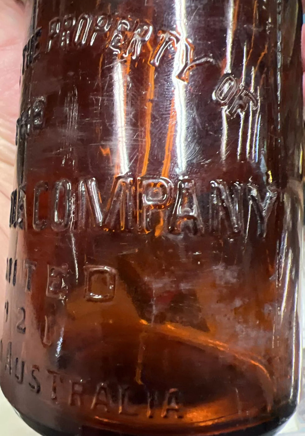 Thumbnail: ANTIQUE BOTTLE AMBER BROWN GLASS BEER  ‘NSW BOTTLE COMPANY’ BOTTLE 26Oz 1921
