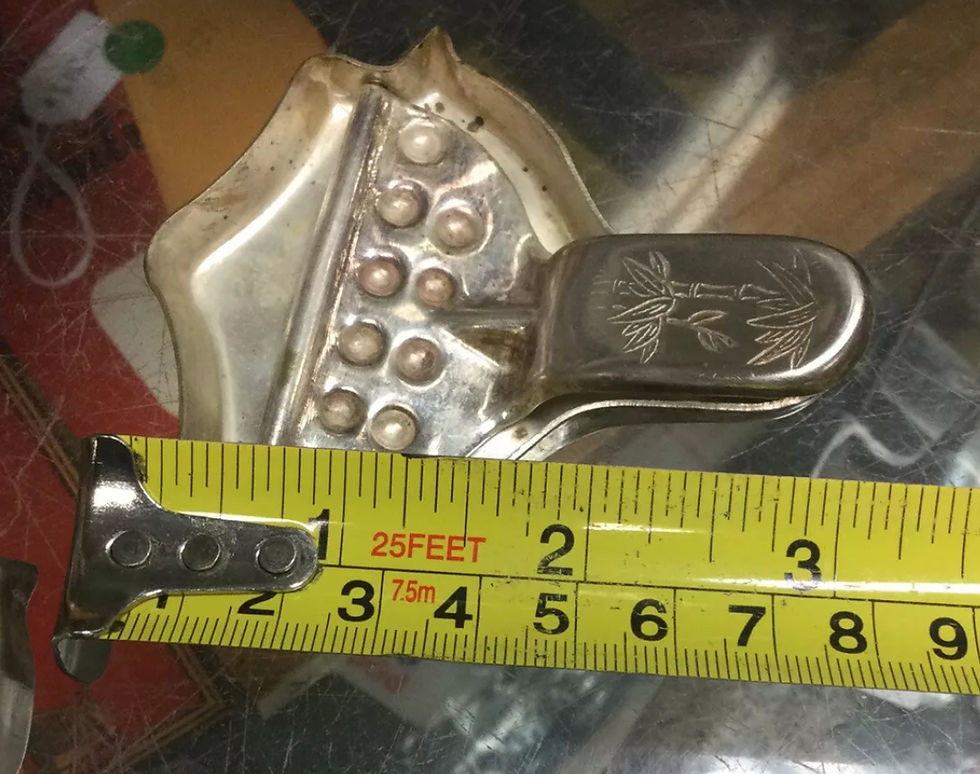 Thumbnail: Lot Of Six Vintage Lemon Squeezers Hand In Hong Kong