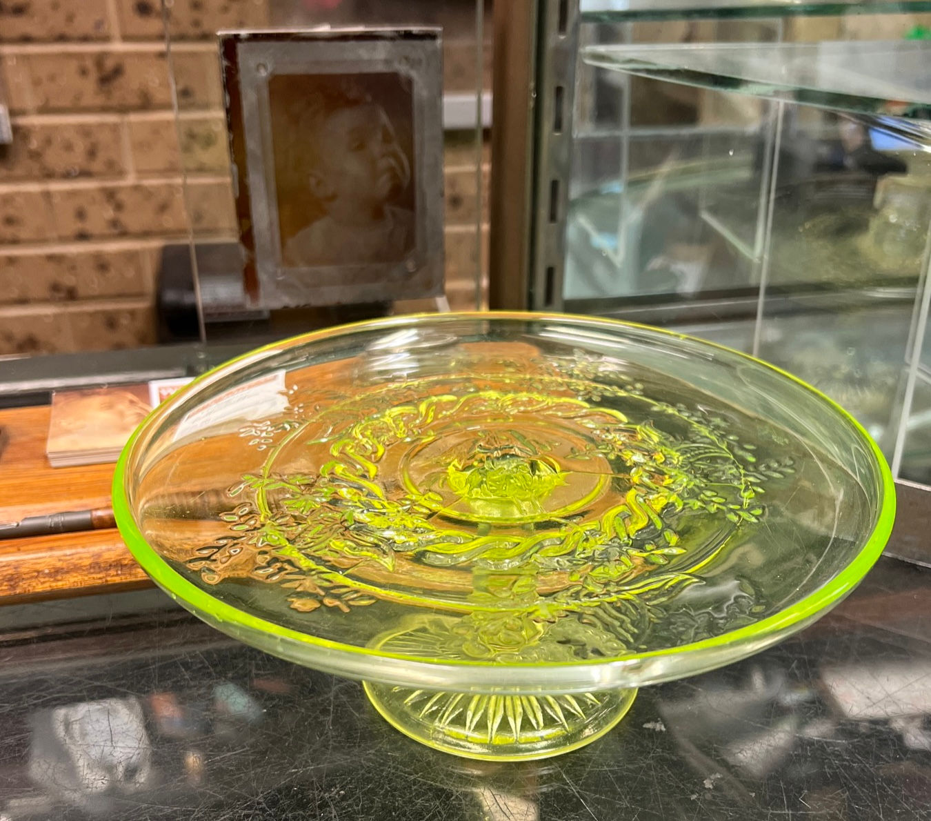 Crown Crystal Glass Co Citron Uranium Glass Christmas Bells Salva