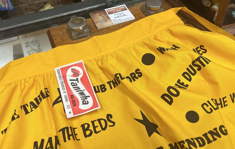 Thumbnail: Vintage Half Apron Taniwah Yellow