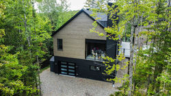 construction neuve d'une cabane à sucre
