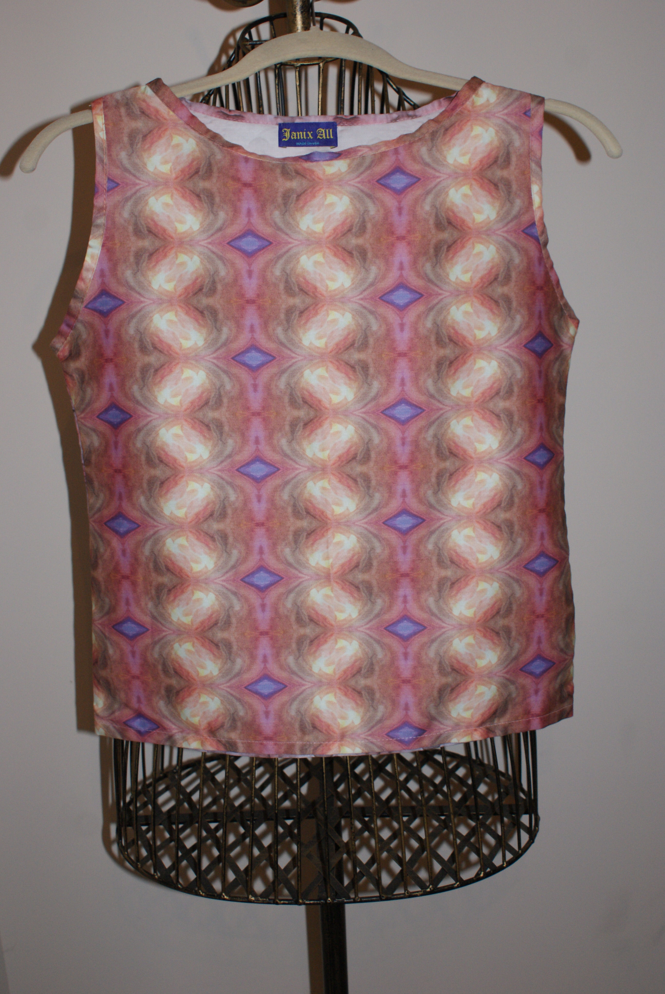 Watgal & Pisan Shirt (G 83)