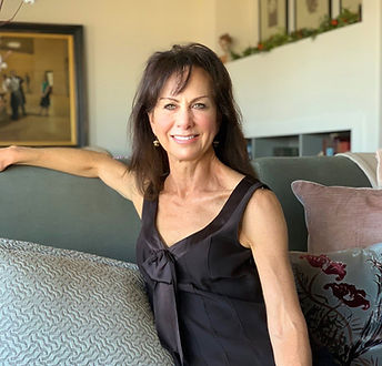 AnneMartin2019_edited.jpg