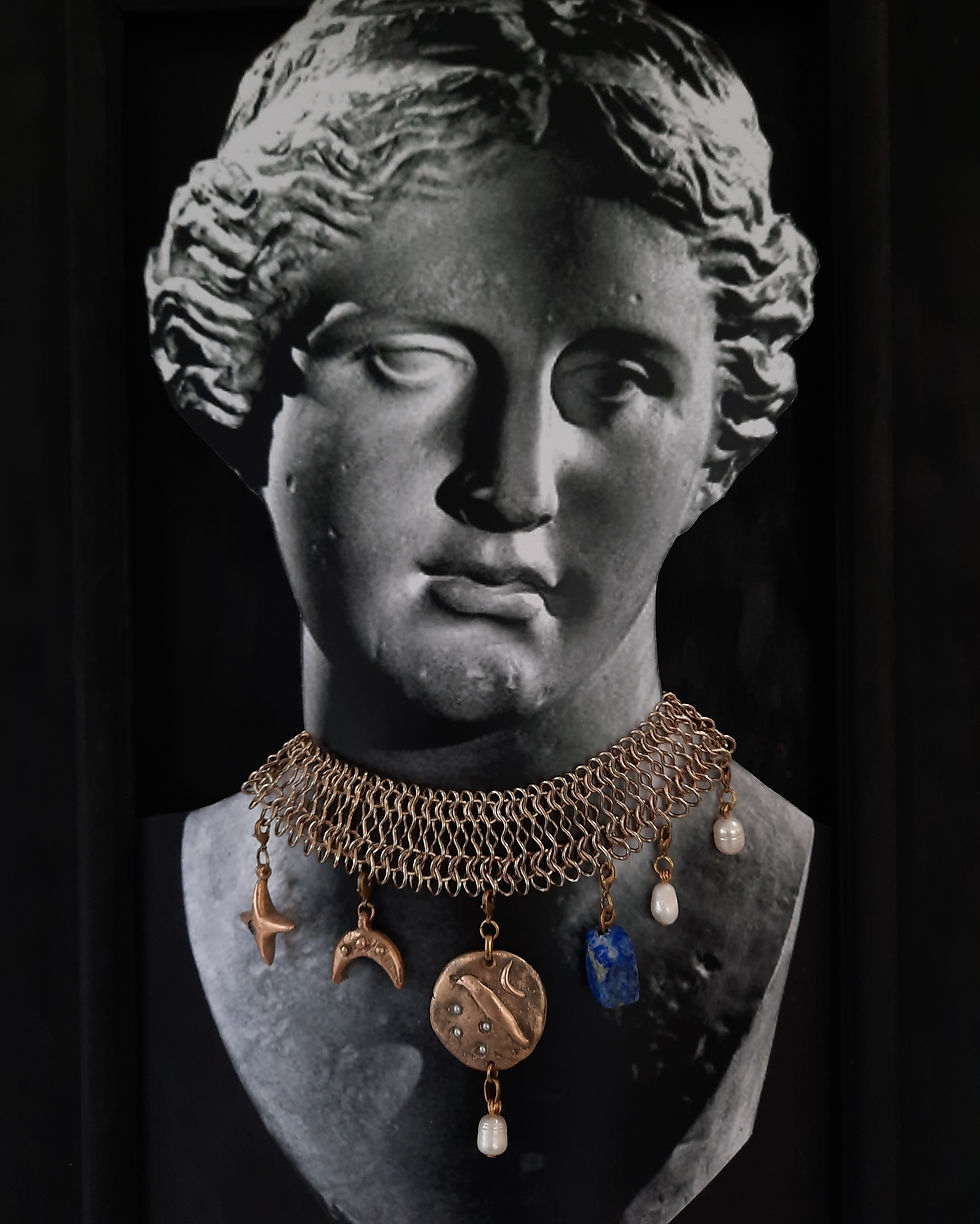 Thumbnail: Amulet in Pearl