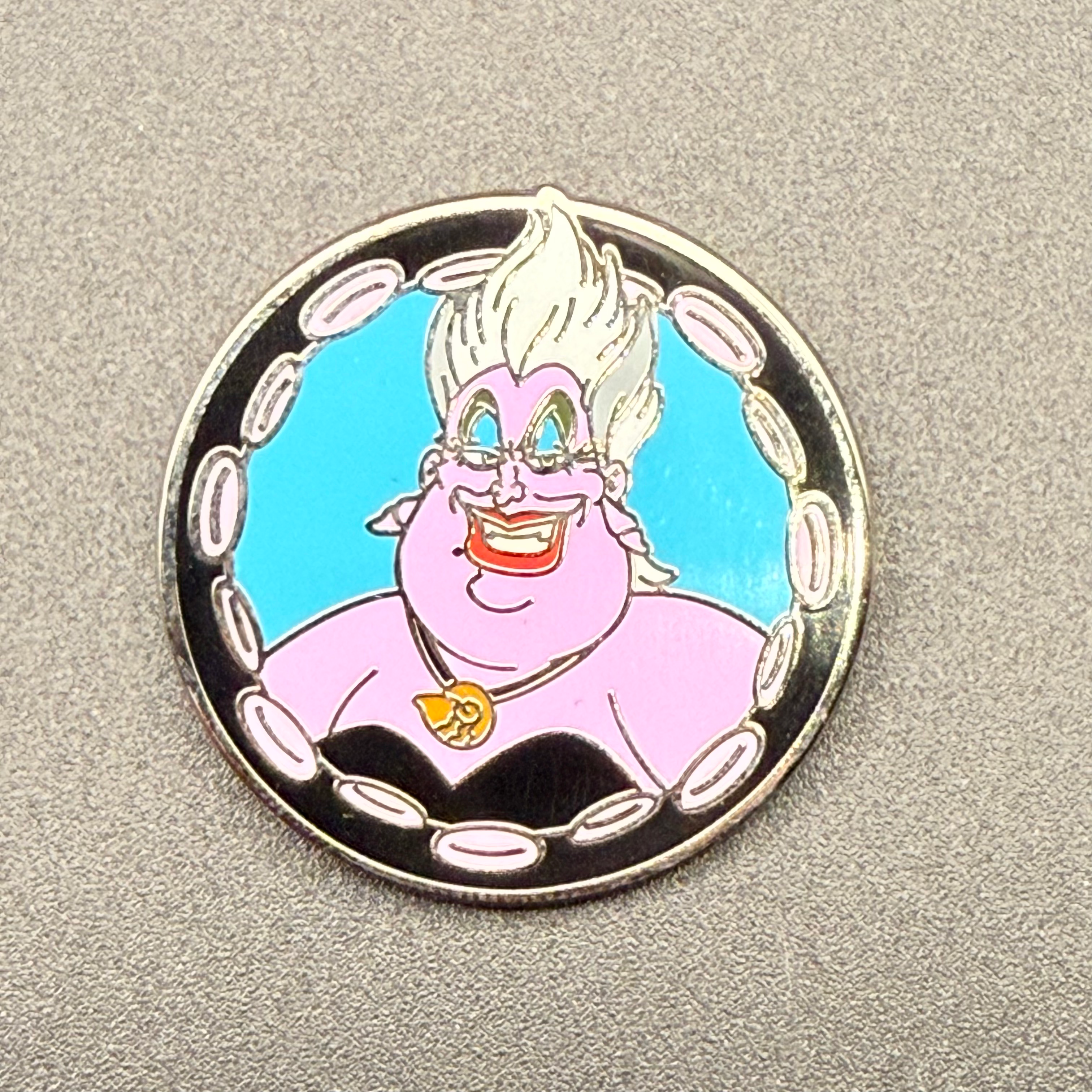 2012 Disney Good vs Evil Mystery Collection - Ursula Little Mermaid Pin