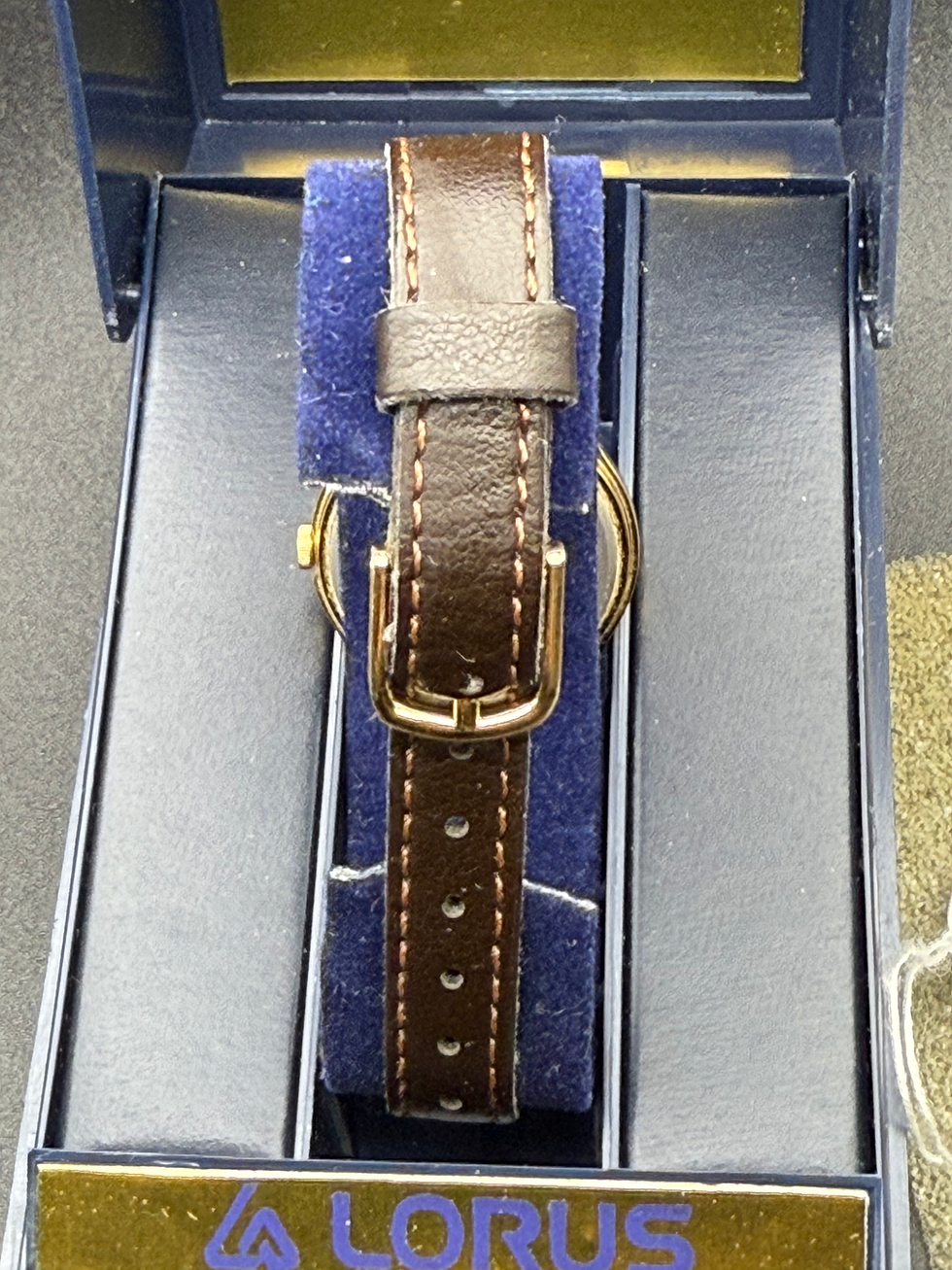 Thumbnail: Disney Lorus Quartz Mickey Mouse Women’s RARE Watch Gorgeous Bezel VINTAGE NEW!