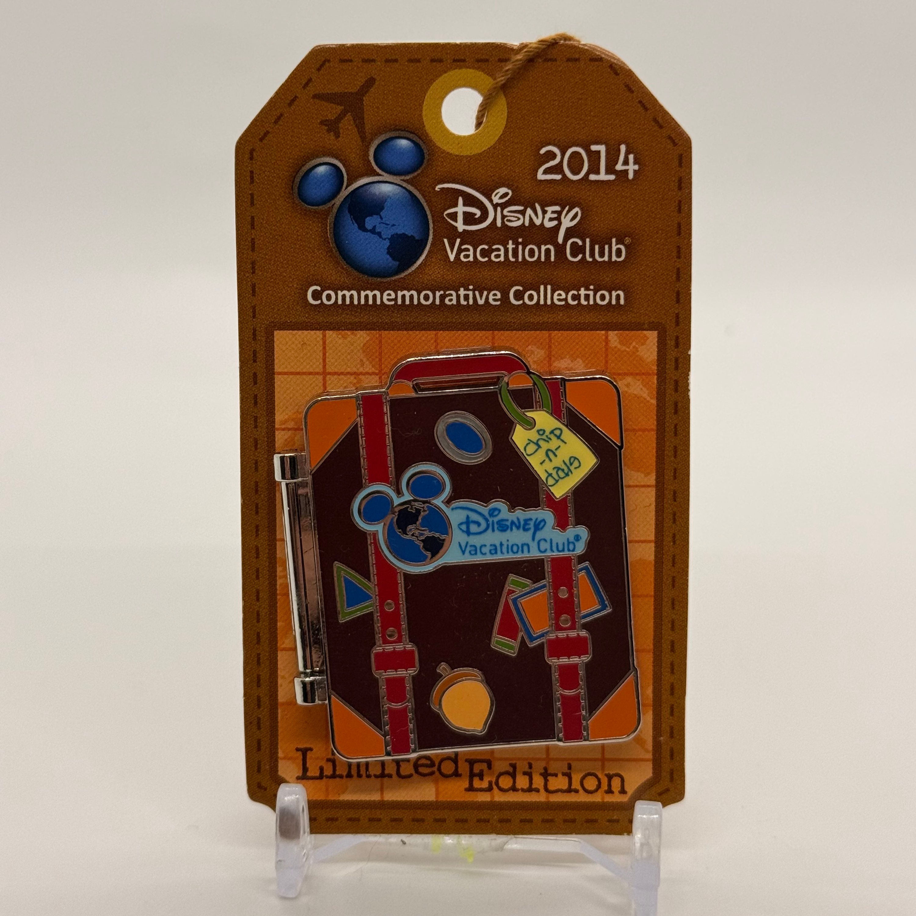 2014 Disney Vacation Club DVC Chip and Dale Limited Edition Pin