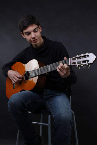 Duarte Carrasco em adolescente, Duarte Carrasco na adolescência