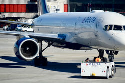 Delta Boeing 757-200