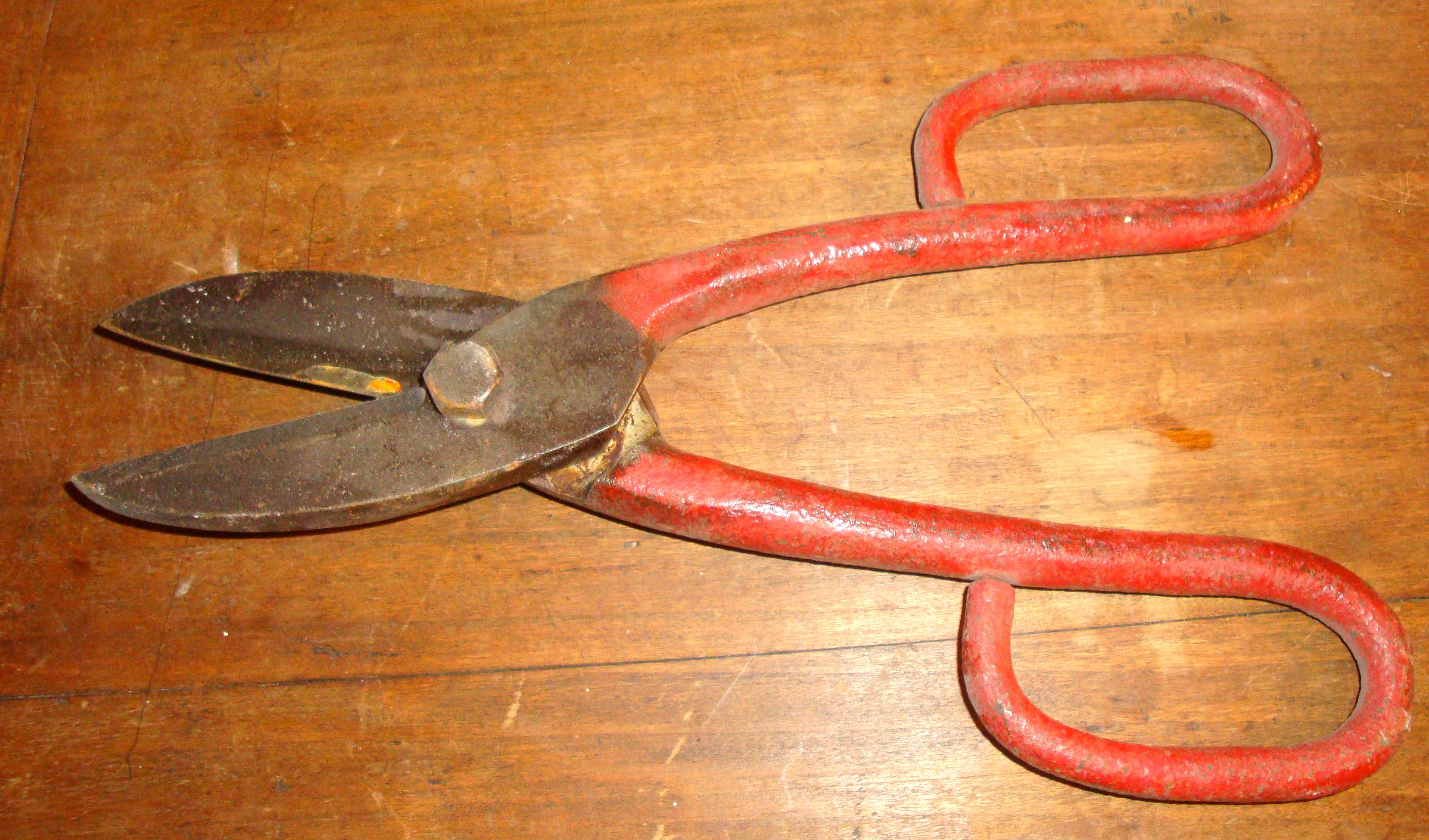 Gros ciseau en acier