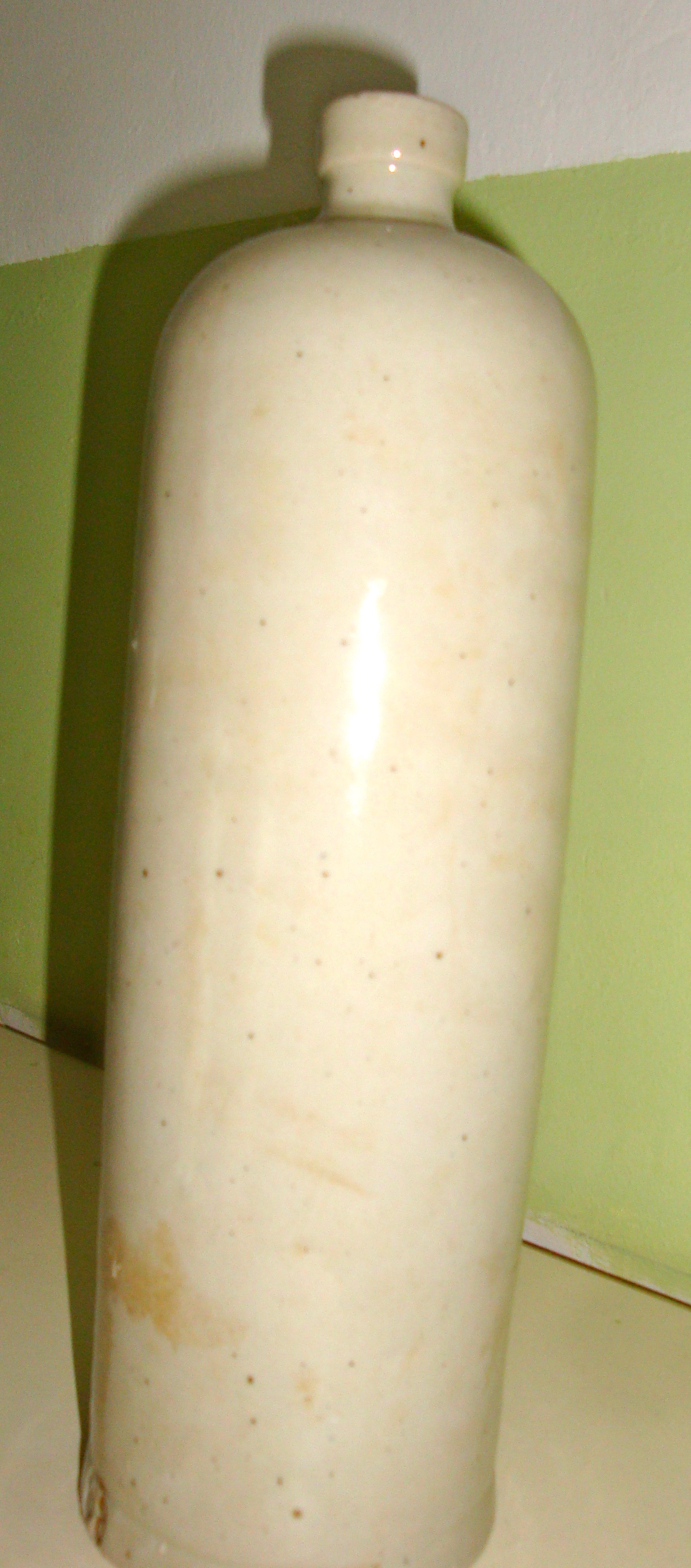 Pot en gré ancien