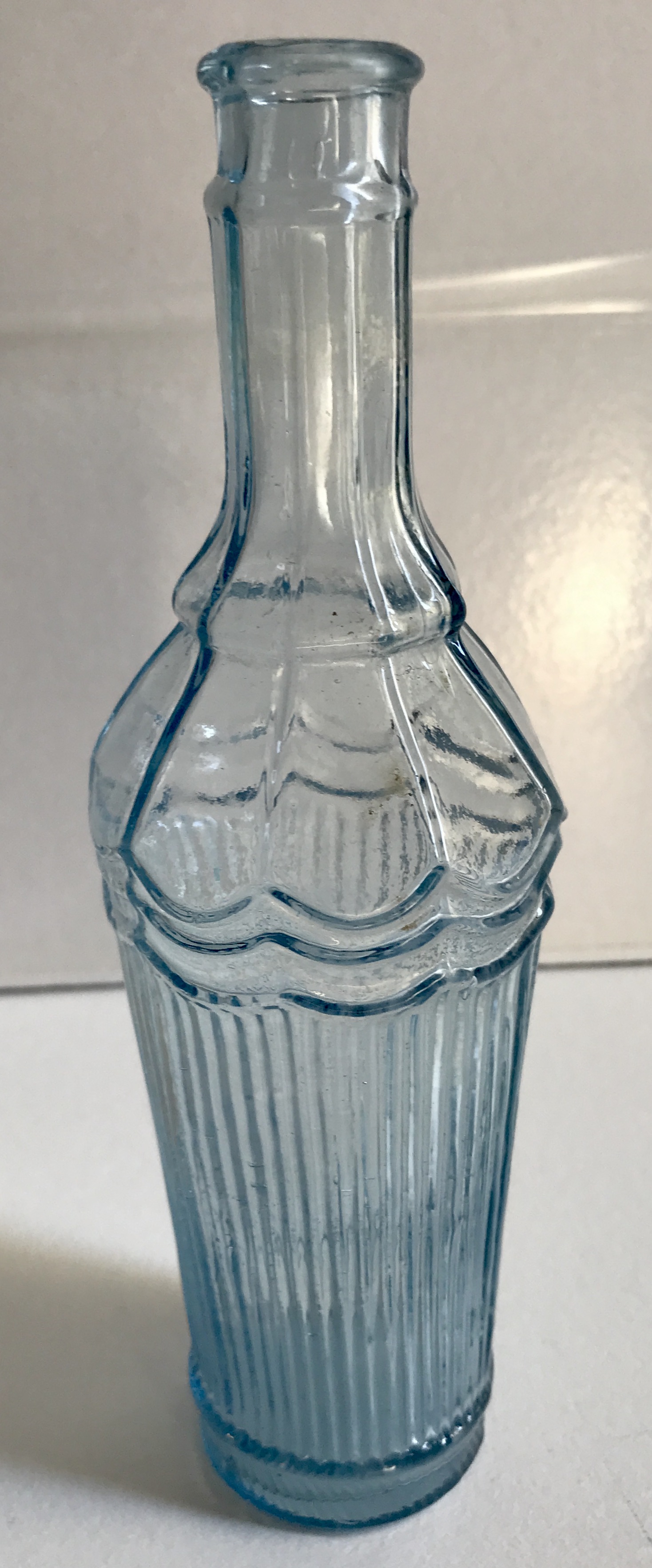 Bouteille verre bleue