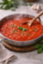 Salsa di pomodoro e basilico