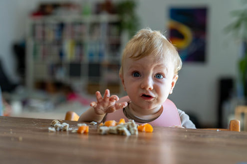 Familienfoto, Familienfotograf, Familienfotoshooting, Kinderfoto, Kinderfotograf, Kinderfotoshooting, Kinder-Fotoshooting, Wien, Wien Umgebung, Döbling, Hietzing, Niederösterreich, Burgenland, Fotograf buchen, Profifotograf, professioneller Fotograf, Eltern-Kinder-Shooting,