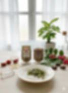 Plate with herbs, jars, Banho de Ervas Feliz 2026 Atraia Sorte Saúde e banho de ervas para sorte e saúde.