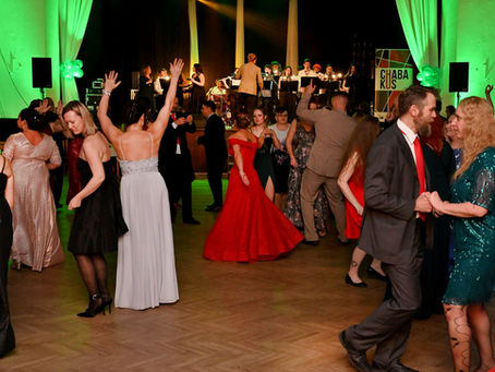 Ples Urgentního příjmu možná otevřel novou tradici