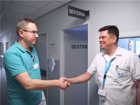 Mostecká nemocnice otevřela modernizované lůžkové oddělení pro pacienty s neurologickými a nově i s duševními poruchami