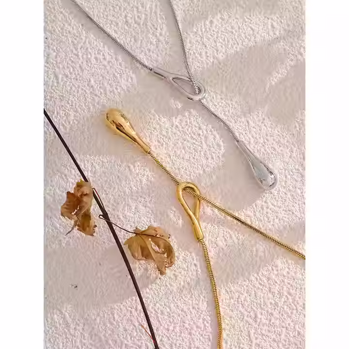 Thumbnail: Water drop Necklace