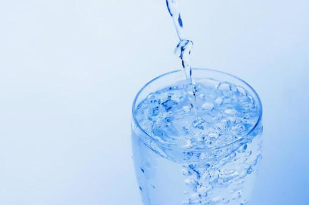 水2.jpeg
