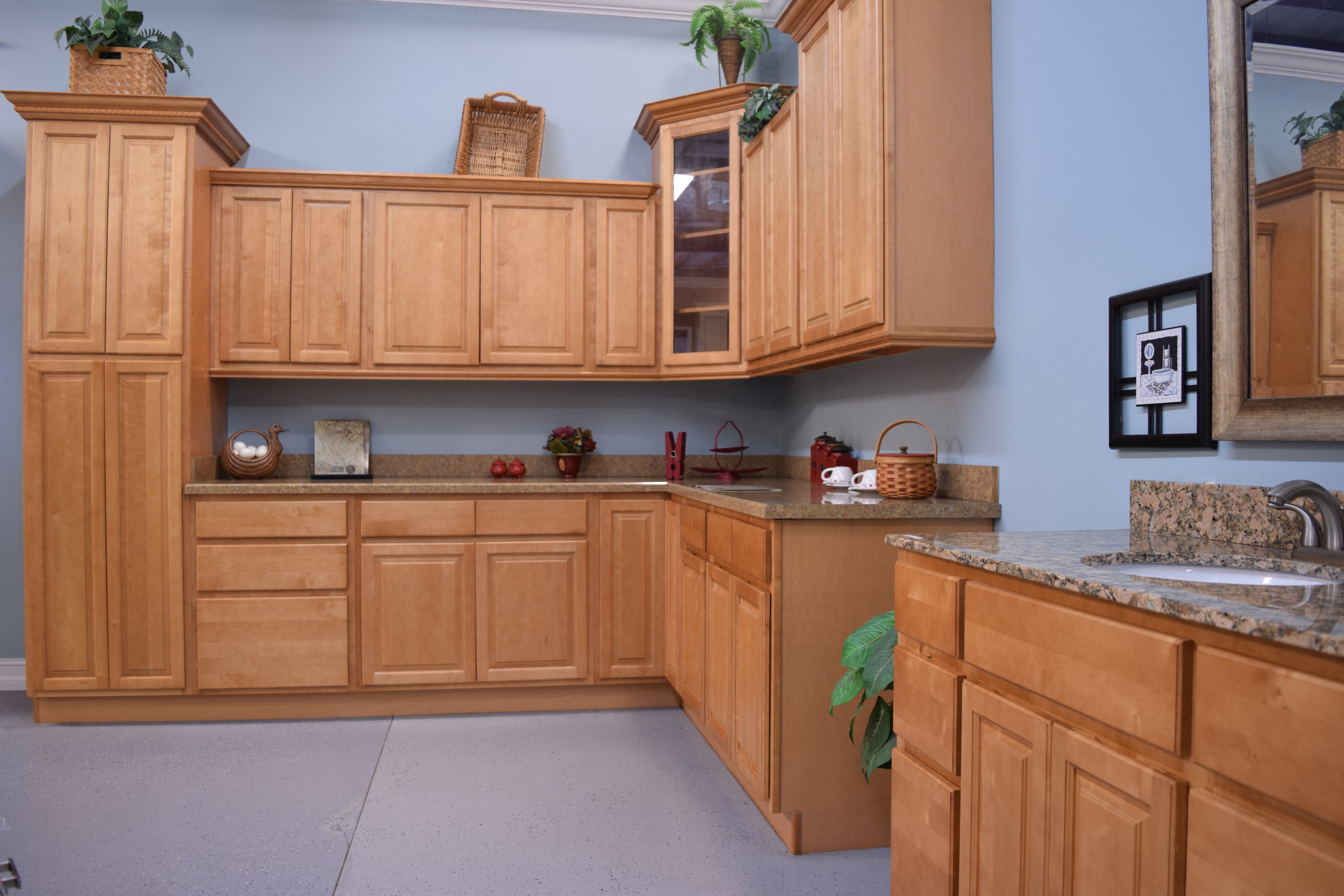 New321 Gallery Honey Maple Kitchen Display