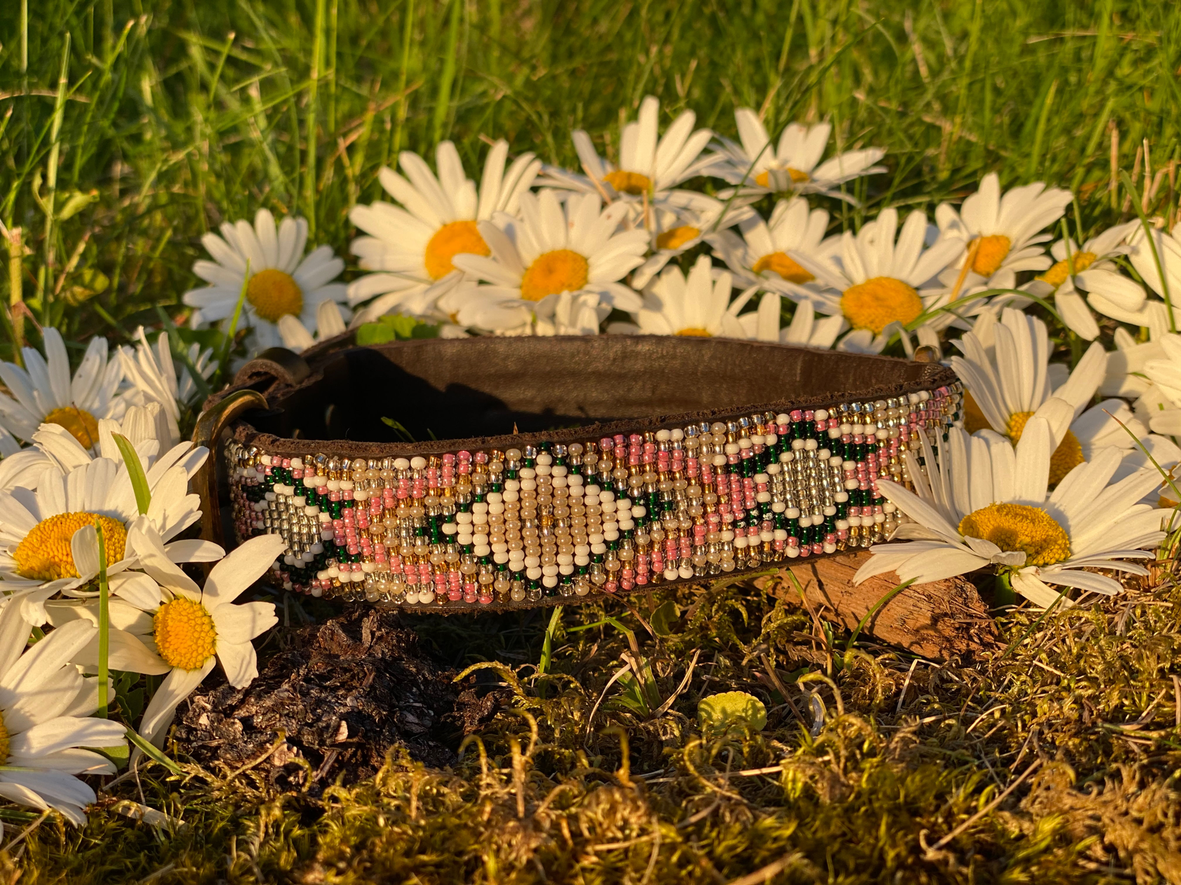 Nina Furaha - Collar (halsbånd)