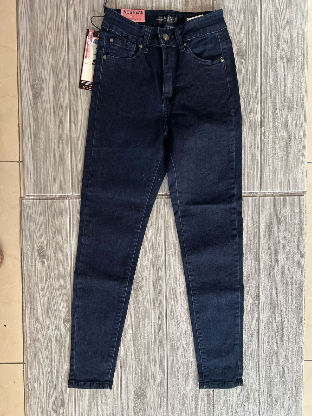 Jean de Dama Vog Cod 9A