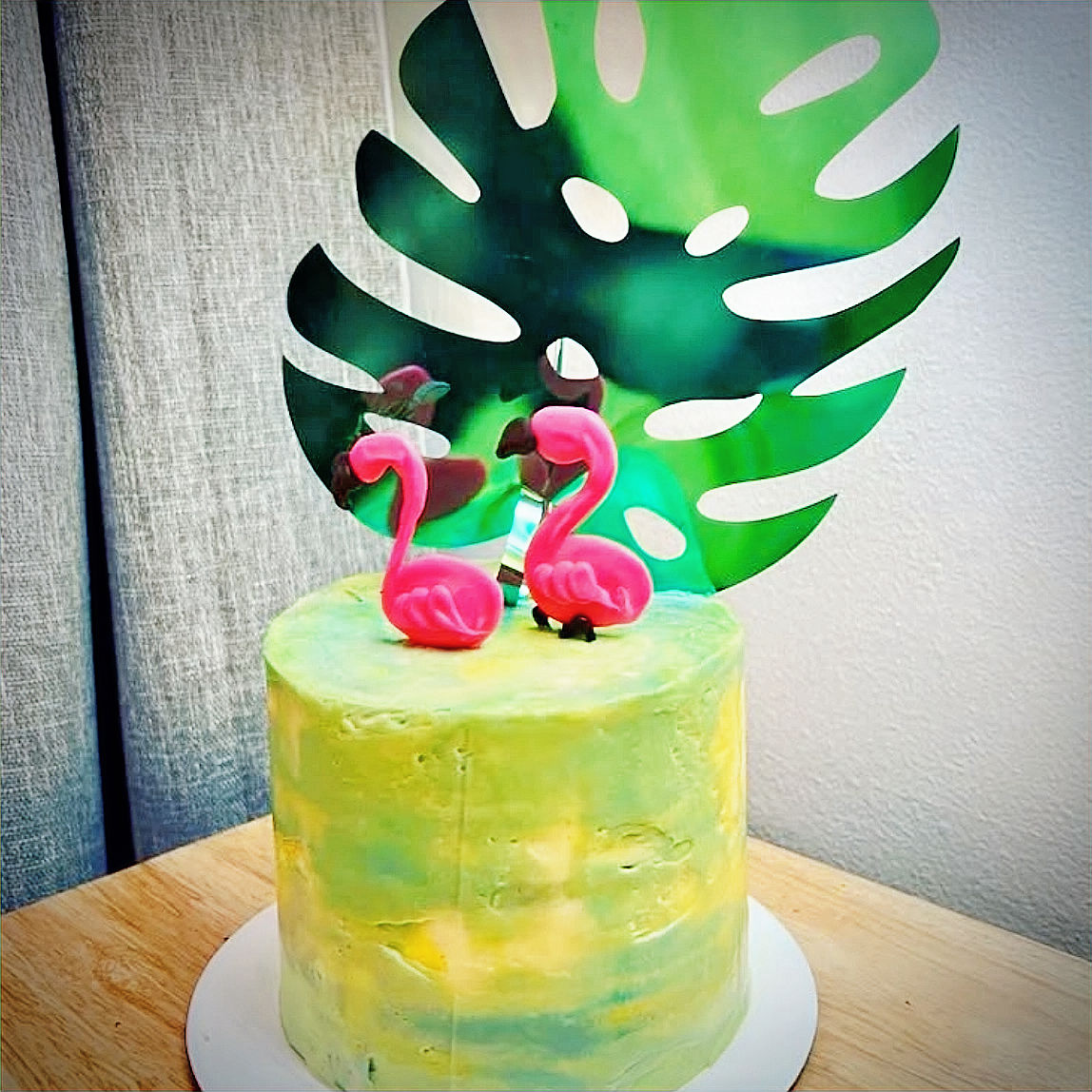 Flamingos Summer Cake