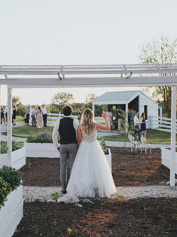 20 cocktail hour Meg Adamik Photo 6.5.21_Jenny&Drew_Jenny & Drew-135.jpg
