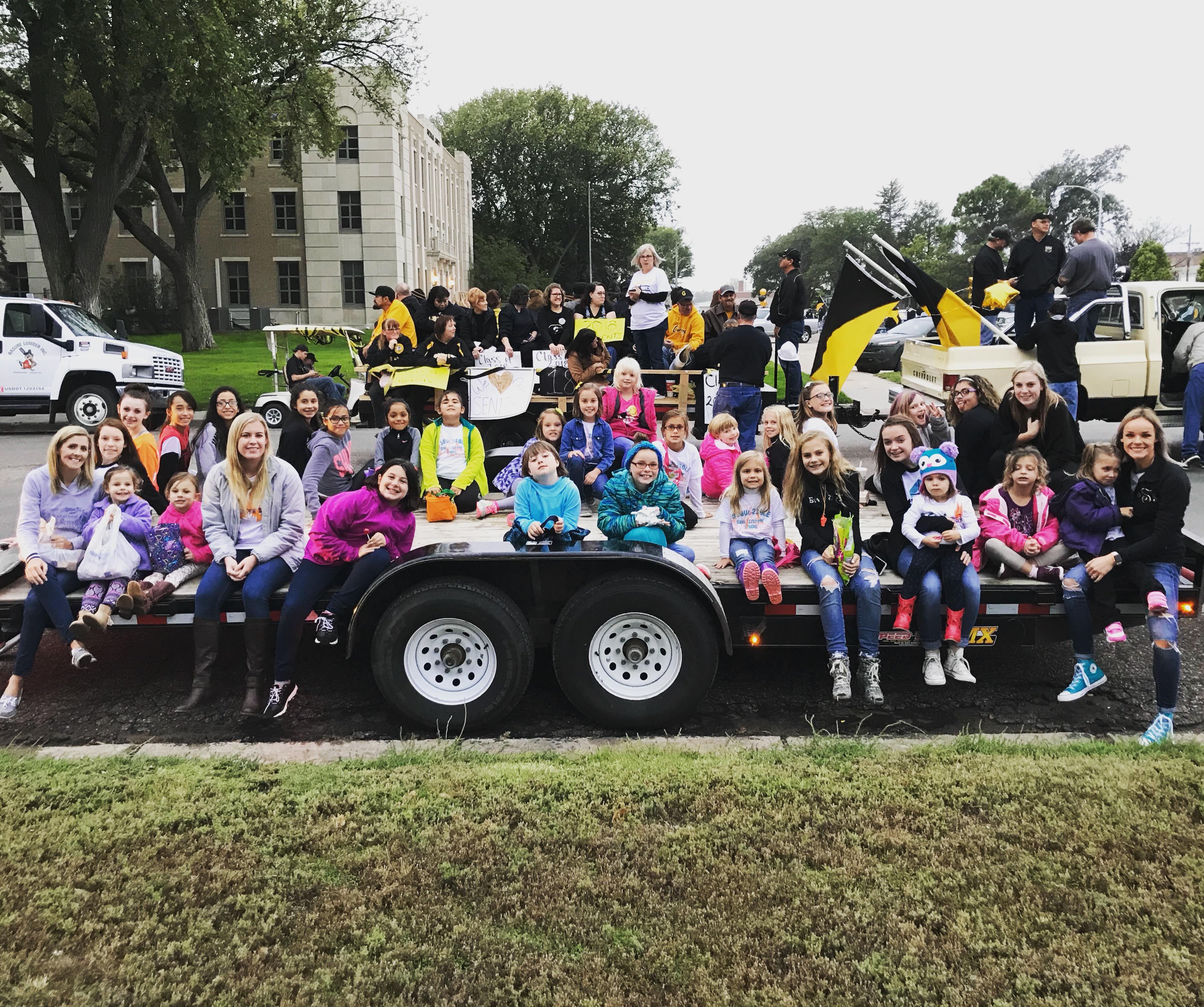 HOCO 2017, float crew!