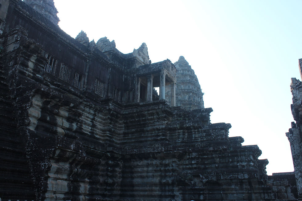 vecteezy_angkor-wat-temples-cambodia_25931490.jpg