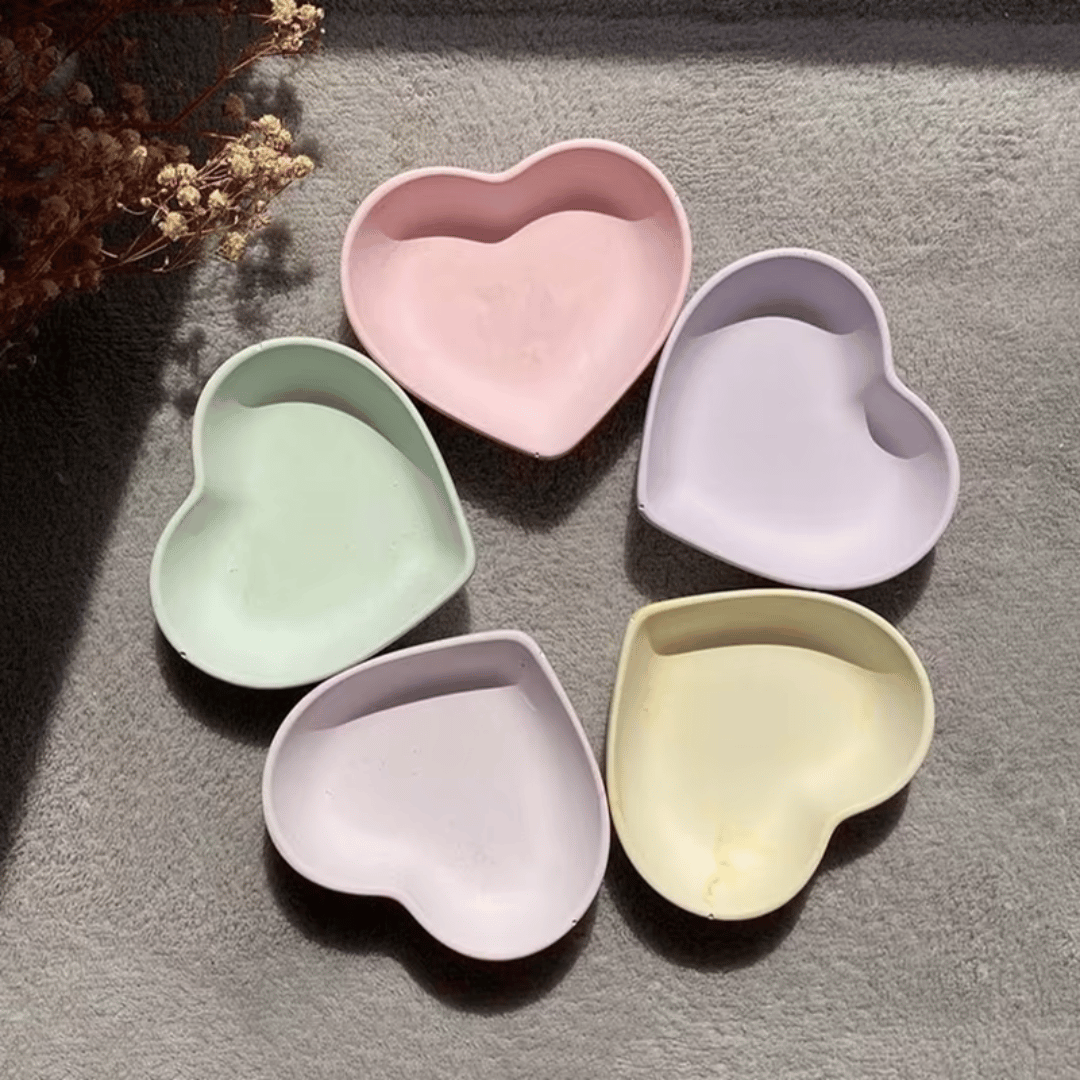 Moldes de silicona: joyero de corazón  Úsalo con: Resina epóxica y/o ecoresina Distribuido por: Resina Kabuky Perú  Envíos a