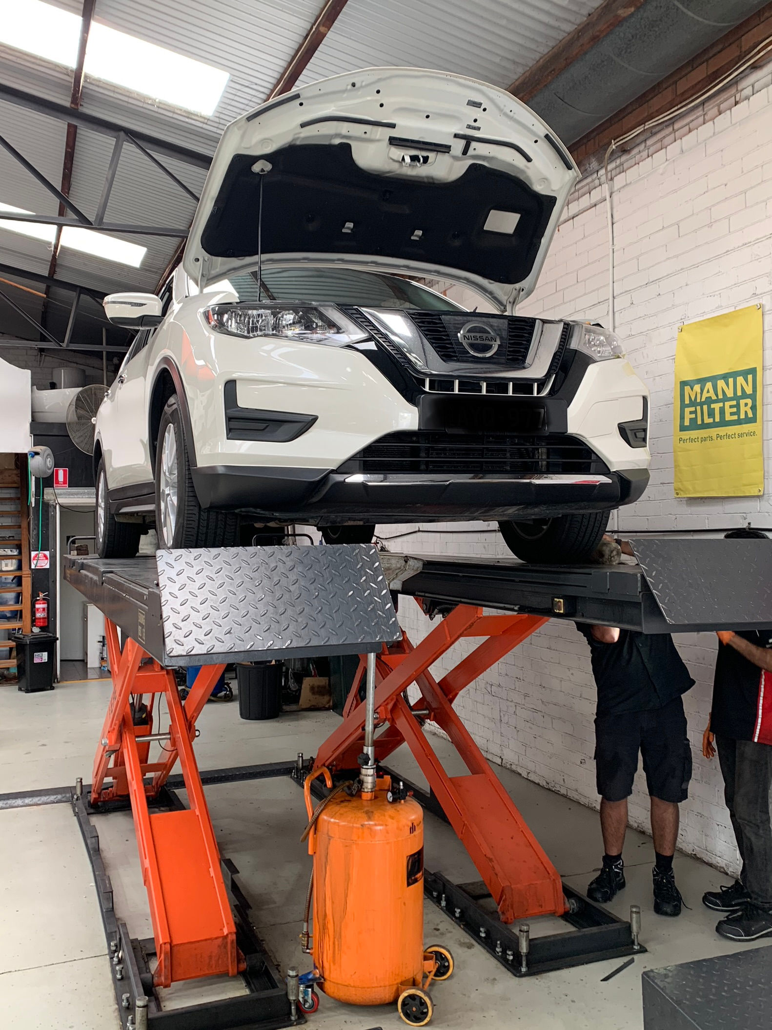 Nissan tiida transmission replacement