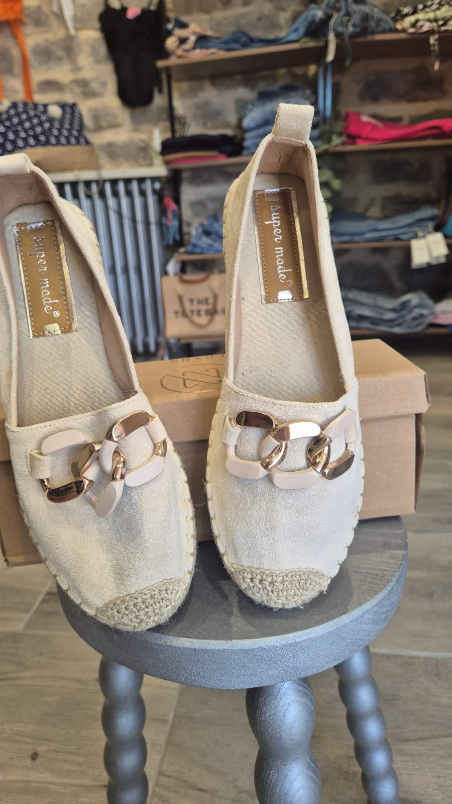 Miniature : Espadrille Chanel beige