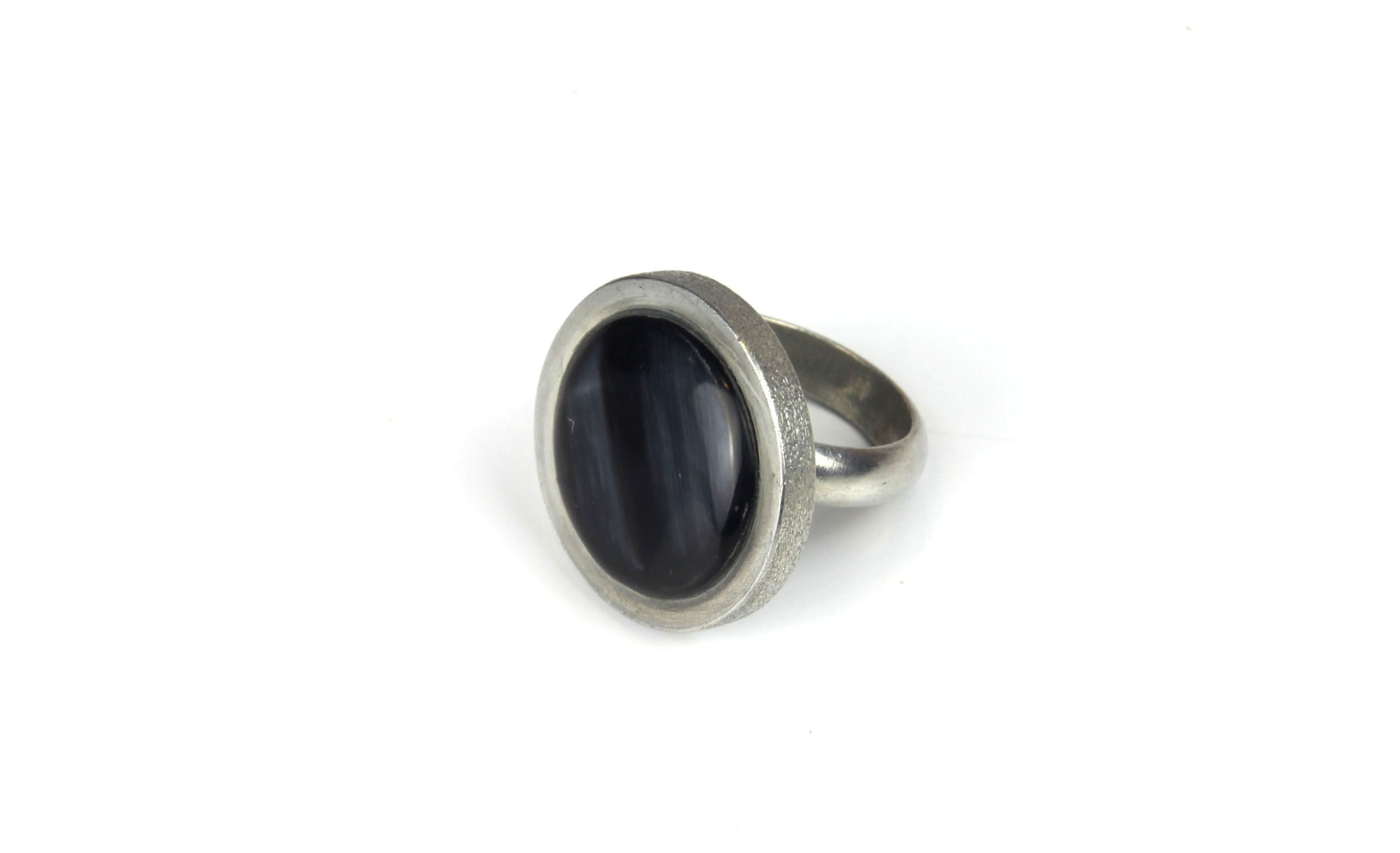 Adjustable Round Ring