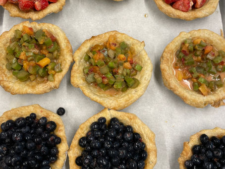 Height of Summer Fruit Pies!