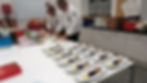 Dessert beim Anrichten ...