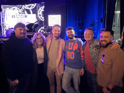 Jordan, Melissa, Bryson,  Lyle, Jeff and Spencer Phillips