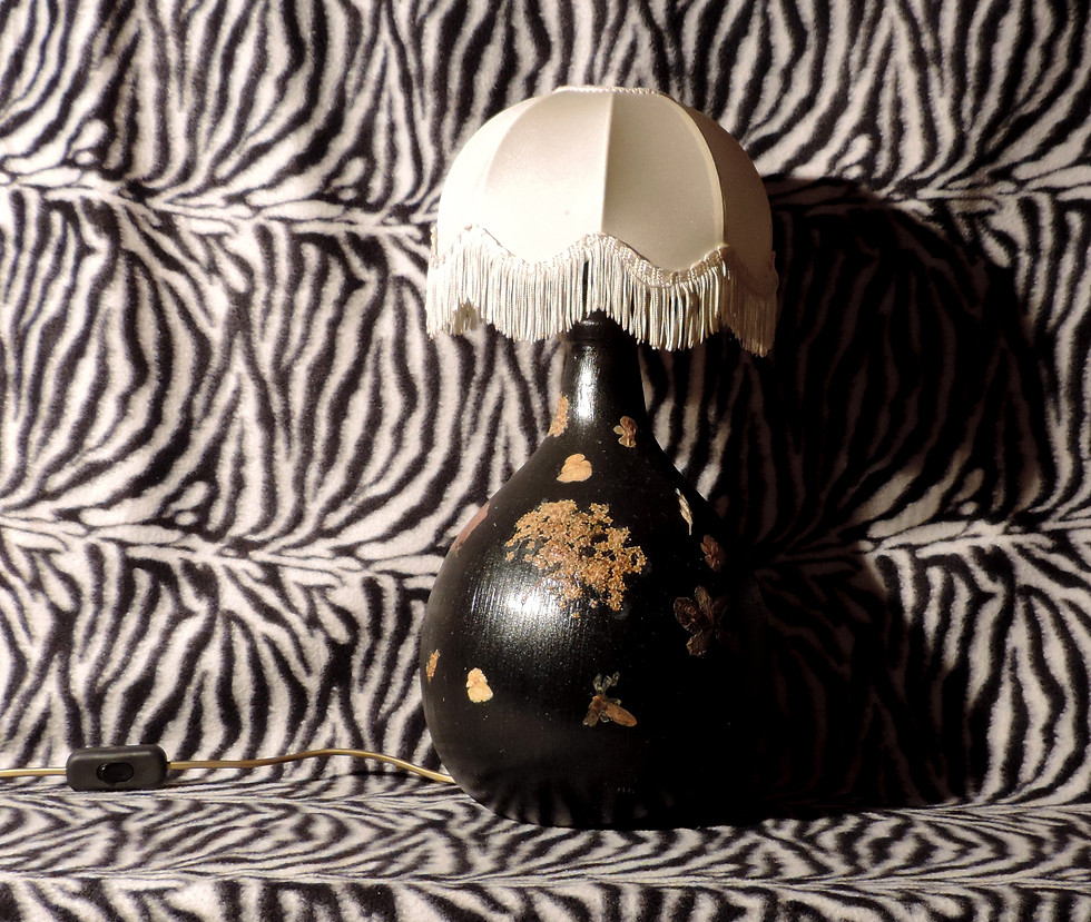 Miniatura: Lampada decorata con fiori secchi