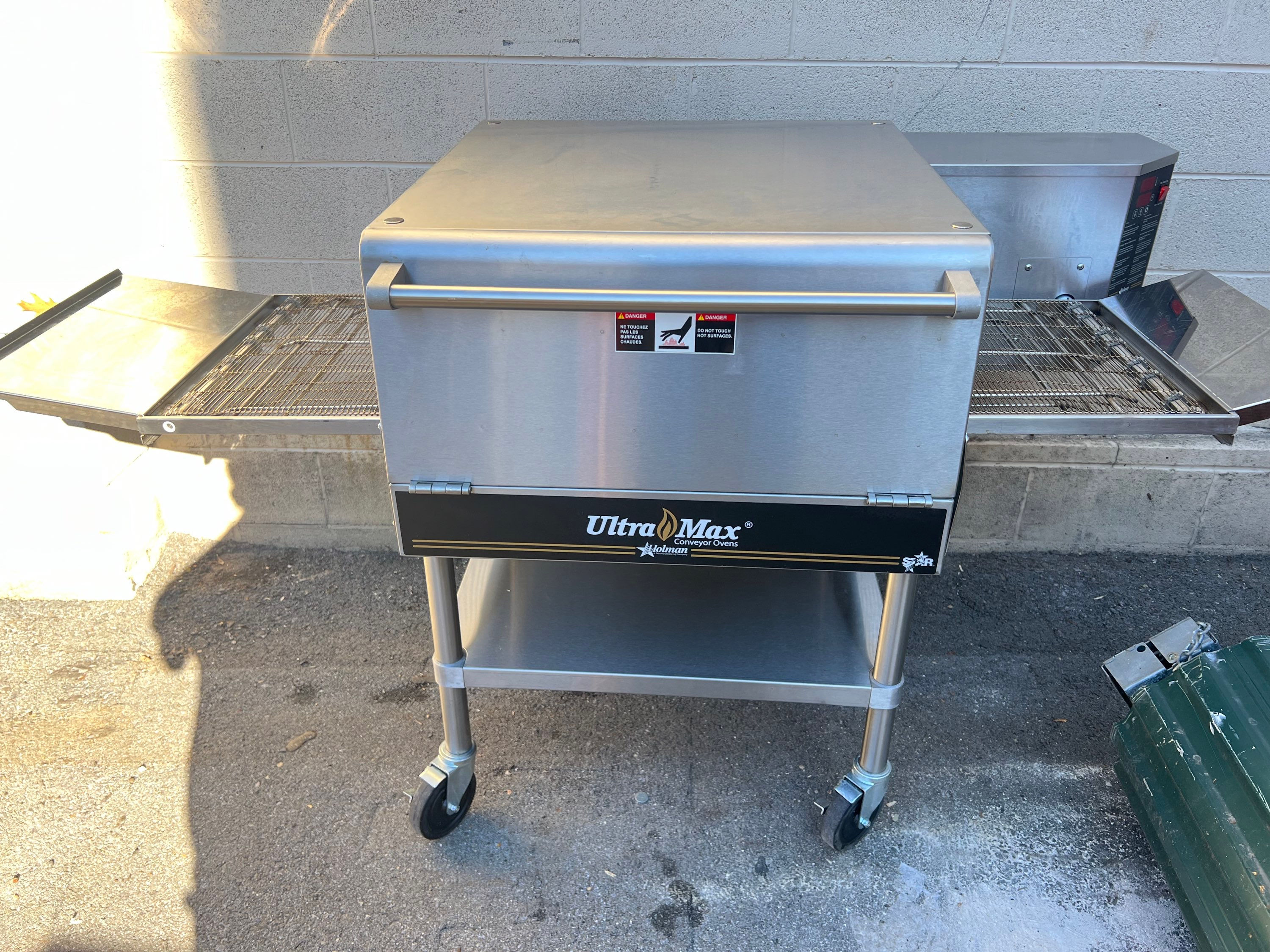 2019 Star Ultra Max UM1854 Natural Gas Conveyor Oven with 54" Belt Pizza Oven